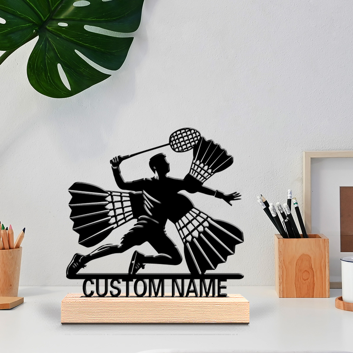 1 peça Escultura de Metal Pers - Badminton Ina avaliação e preço